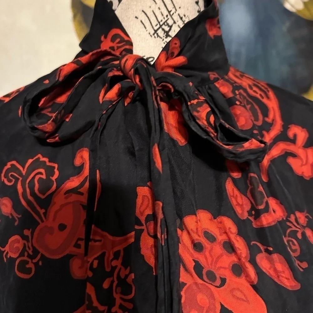 Tory Burch blouse EUC